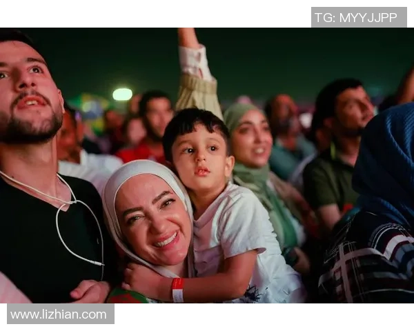 世界杯盛宴来临全球球迷热情高涨各国强队争锋最终荣耀谁能捧起大力神杯 世界杯盛宴来临全球球迷热情高涨各国强队争锋最终荣耀谁能捧起大力神杯